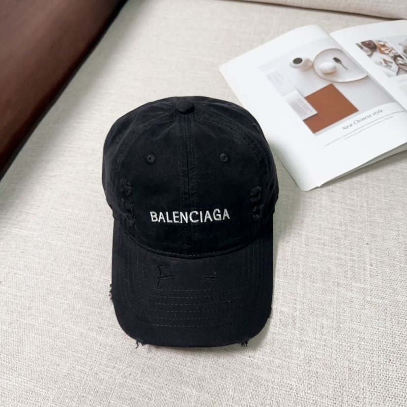 BALENCIAGA